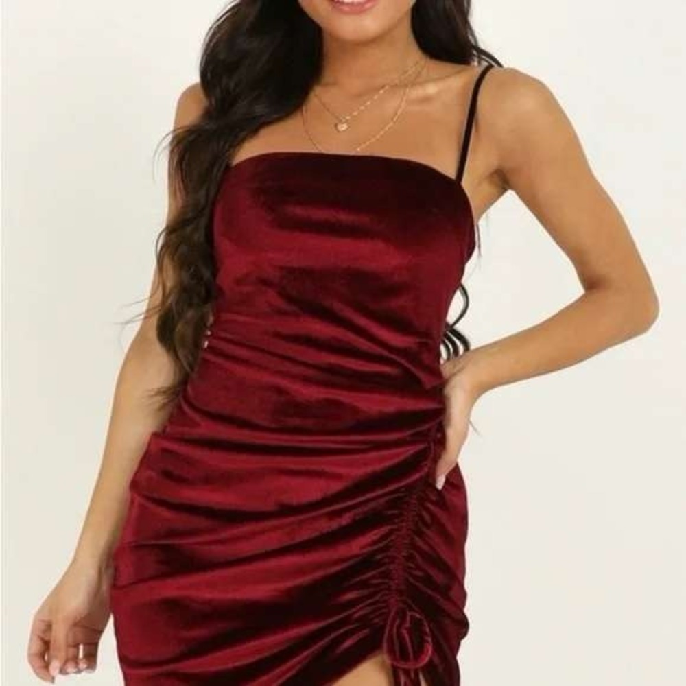Showpo. Beyond‎ It Rushed Mini Velour Dress Burgundy Sz 4 Stretch Party